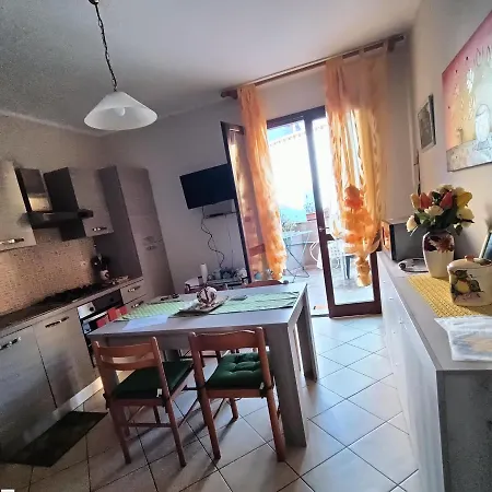 Apartment Fiore Leo&teo Domus De Maria